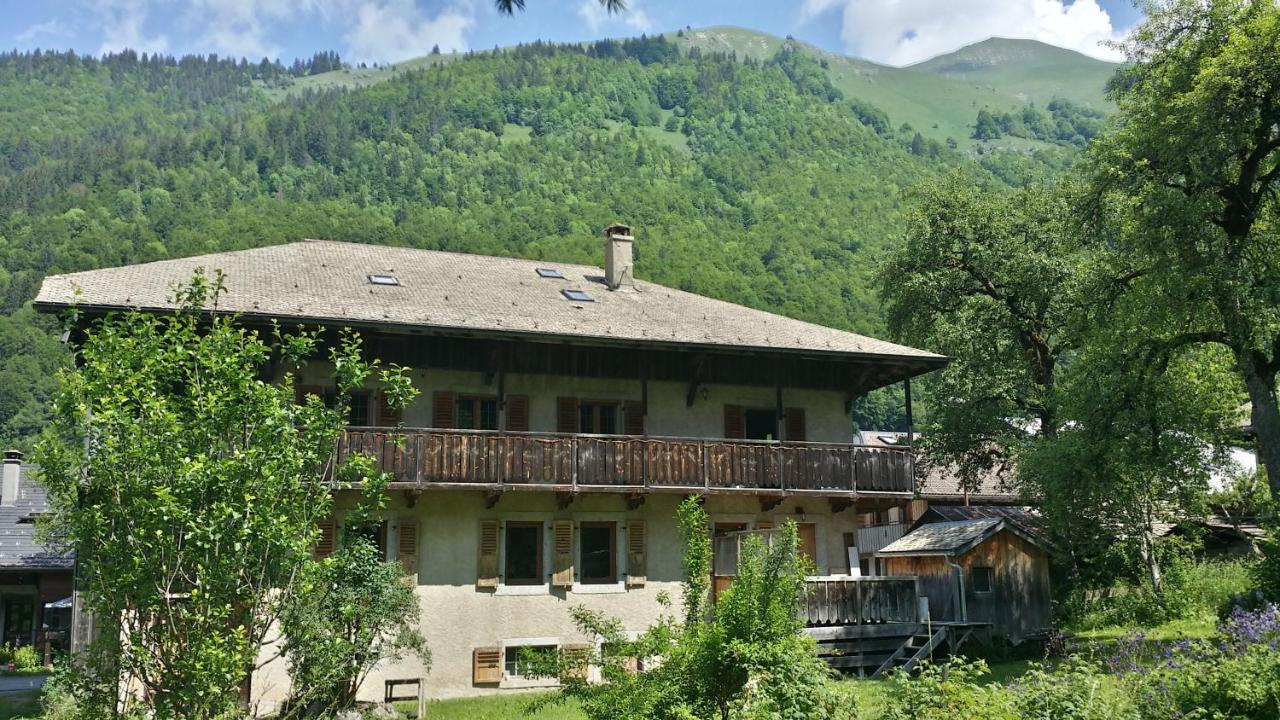 Appartement Dans Chalet 5 Chambres 130 M2 Centre Village Монтрион Екстериор снимка