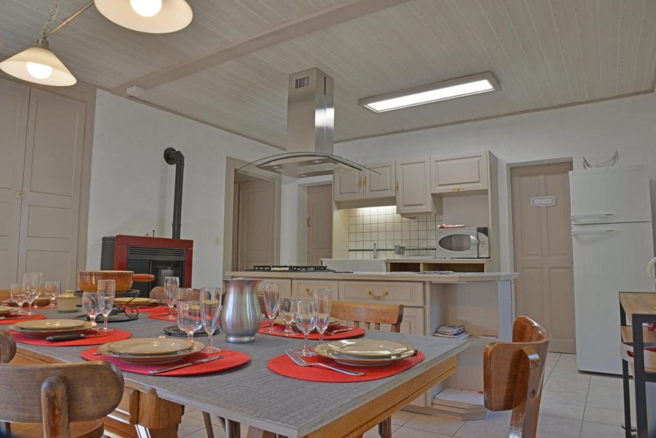 Appartement Dans Chalet 5 Chambres 130 M2 Centre Village Монтрион Екстериор снимка
