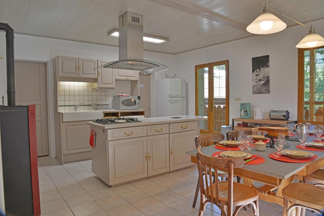 Appartement Dans Chalet 5 Chambres 130 M2 Centre Village Монтрион Екстериор снимка