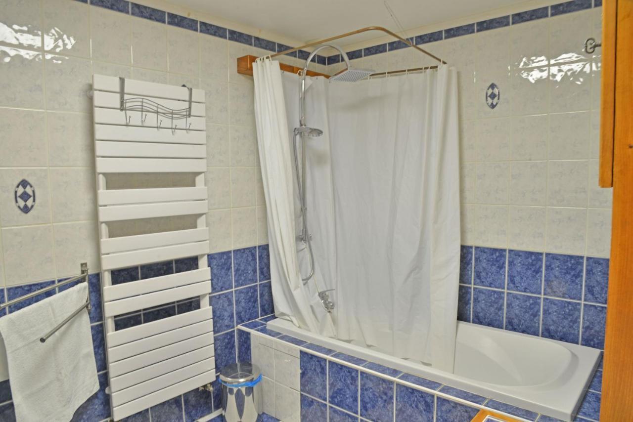 Appartement Dans Chalet 5 Chambres 130 M2 Centre Village Монтрион Екстериор снимка